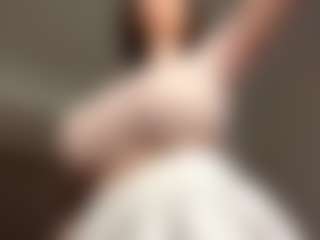 Live cam show with RavenPiszczatowski - Average on Camsoda