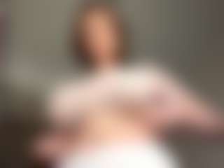 Live cam show with RavenPiszczatowski - Bald on xplaylive.com