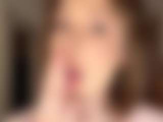 Live cam show with RavenPiszczatowski - Cumshot on Camsoda