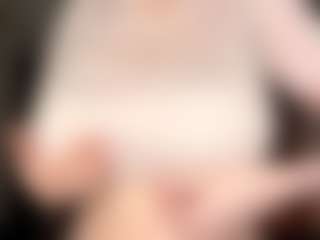 Live cam show with RavenPiszczatowski - Average on StripNow