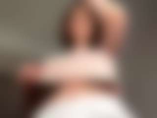 Live cam show with RavenPiszczatowski - Blue Eyes on Uber Horny