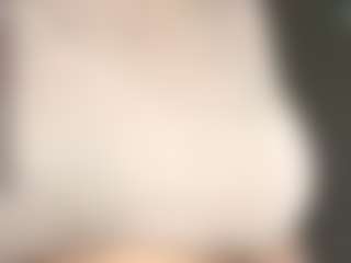 Live cam show with RavenPiszczatowski - Ebony Teen (18+) on Camsoda