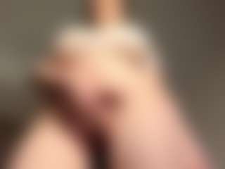 Live cam show with RavenPiszczatowski - Canadian on Camsoda | united kingdom
