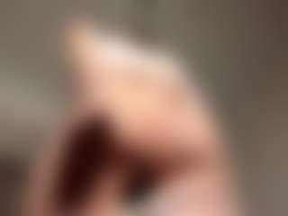 Live cam show with RavenPiszczatowski - Brown Eyes on Camsoda