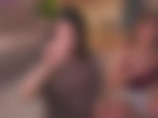 Live cam show with SammyFornerod - Brown Eyes on Camsoda