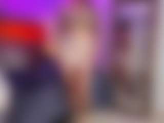 Vaiiolett-t MILF webcam performer live streaming