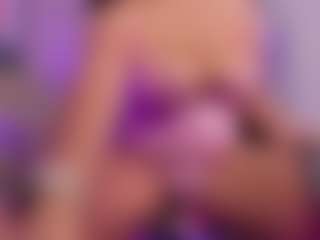 Vaiiolett-t's Live Sex Cam Show