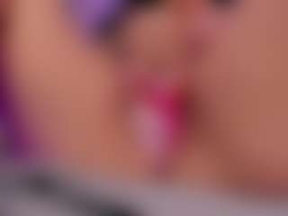 Vaiiolett-t's Live Sex Cam Show