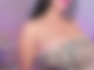 Vaiiolett-t's Live Sex Cam Show