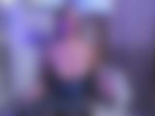 Live cam show with Vaiiolett-t - Strip BBW on Camming Site