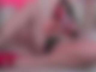 Live cam show with Vaiiolett-t - Strapon on infinitiblacc.com