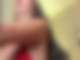 Vaiiolett-t's Live Sex Cam Show