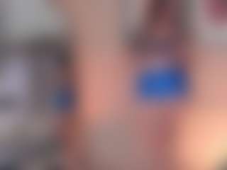 Vaiiolett-t's Live Sex Cam Show