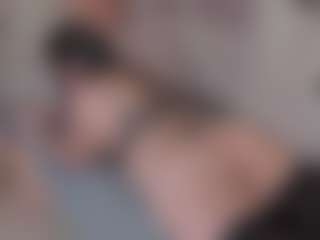 Vaiiolett-t's Live Sex Cam Show