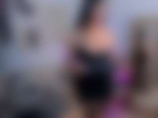 Vaiiolett-t's Live Sex Cam Show