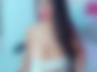 Vaiiolett-t's Live Sex Cam Show