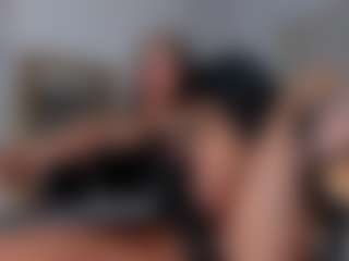 Live cam show with Vaiiolett-t - Tittyfuck on StripNow