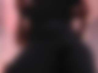 Live cam show with Vaiiolett-t - Gamer Red Hair on Camsoda