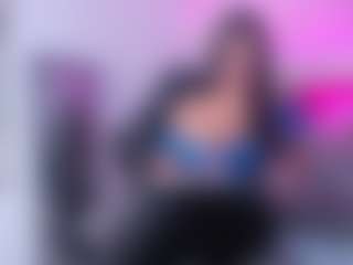 Vaiiolett-t's Live Sex Cam Show