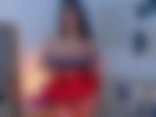 Vaiiolett-t MILF webcam performer live streaming