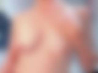 Valery-More's Live Sex Cam Show