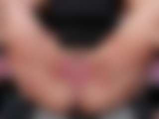 Valery-More's Live Sex Cam Show