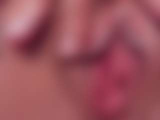 Valery-More's Live Sex Cam Show