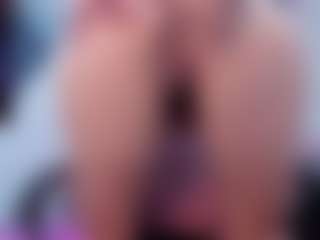 Live cam show with Valery-More - Handjob on madthumbs