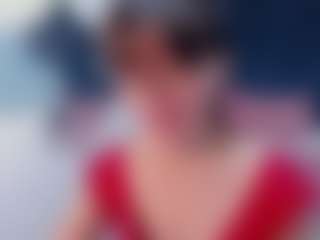 Live cam show with Valery-More - Skinny on CamwithHer