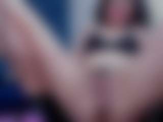 Live cam show with Valery-More - Fuck Machine on Camsoda