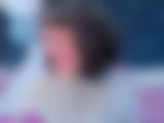 Live-Cam-Show mit Valery-More - Double Penetration auf Camsoda