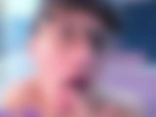 Valery-More's Live Sex Cam Show