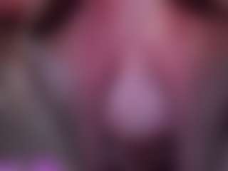 Valery-More's Live Sex Cam Show