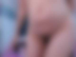 Live-camshow met Valery-More - Fuck Machine op Camsoda