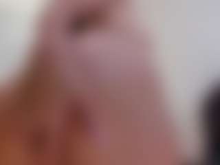 amber-willow's Live Sex Cam Show