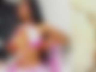 Live cam show with Angelicamayson - Ebony Petite on Camsoda