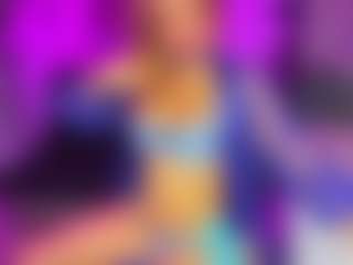 Live cam show with CristalAyala - Mature on CamClone
