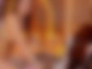 Live cam show with Lia-Queen - Facial on SpunkLive