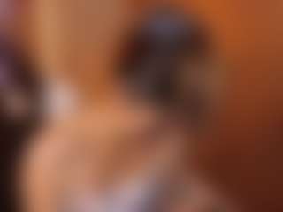 Live cam show with Lia-Queen - Facial on Hubzter Live