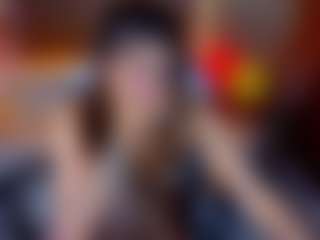 Live cam show with Lia-Queen - Role Play on Camsoda