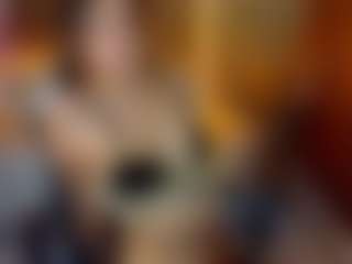 Live cam show with Lia-Queen - Facial on Dolls Live