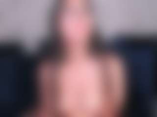 Live cam show with Lunaliaa - Tiny Tits on xDating
