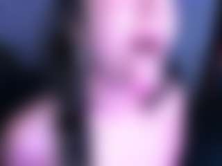 Live cam show with Lunaliaa - Facial on Camsoda