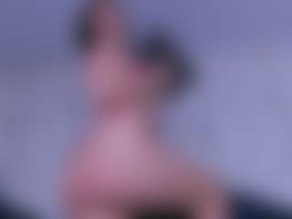 Lunaliaa's Live Sex Cam Show