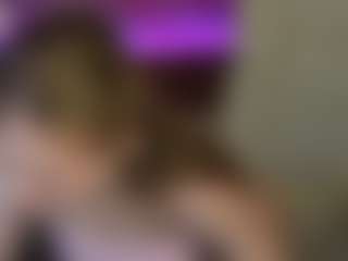Live cam show with MariaMedow - Blue Eyes on makecum.org