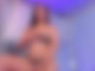 Live cam show with Miss-Catt - Handjob on SpunkLive
