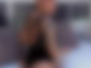 Live cam show with Natalia-Cruzz - Mature on Cam Slut