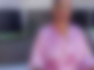 Live cam show with Natalia-Cruzz - Mature on luckytryst.com