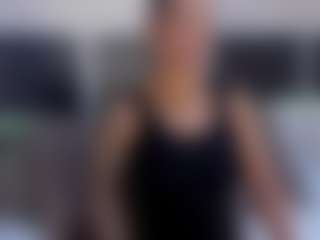 Live cam show with Natalia-Cruzz - Middle Aged on Pornisteam.com