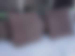 Live cam show with Natalia-Cruzz - Butt Plug on Latina Girls